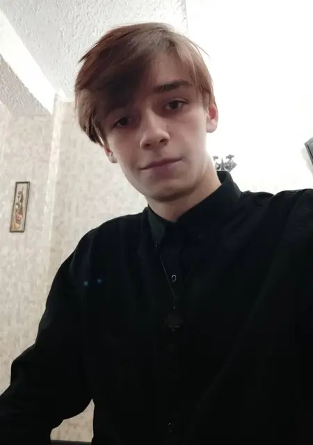 Я Константин, 21, из Зеленограда, ищу знакомства без обязательств