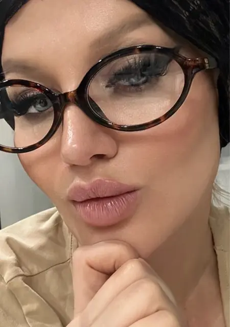 Я Jlena, 34, знакомлюсь для приятного времяпровождения в Москве