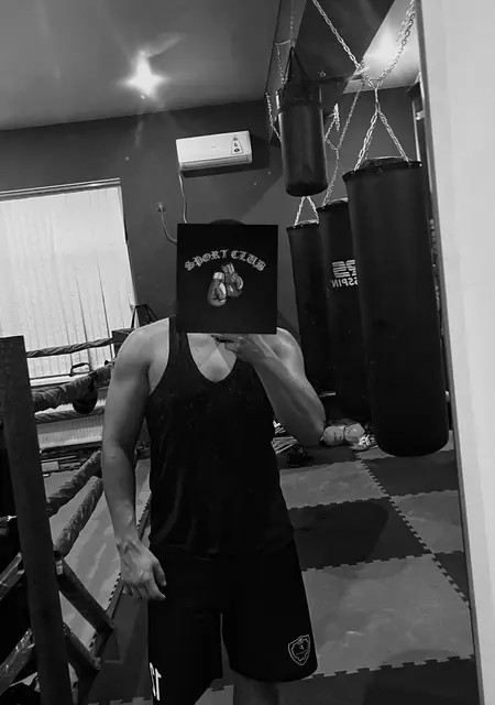 Дмитрий из Ростова-на-Дону, мне 21, познакомлюсь на одну ночь