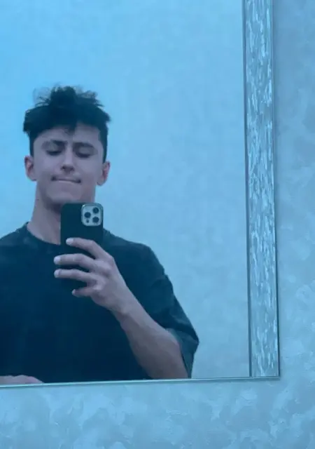 Я Aleowek, 18, знакомлюсь без обязательств в Саратове