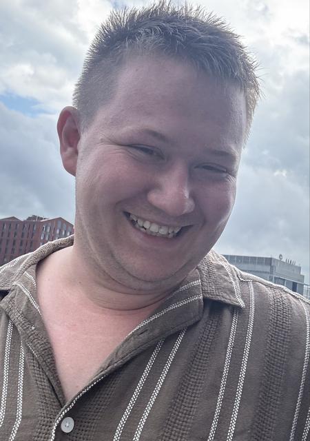 Я Евгений, 28, знакомлюсь без обязательств в Санкт-Петербурге