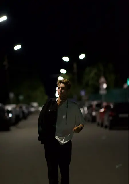 Артем из Соснового Бора, мне 22, познакомлюсь на одну ночь