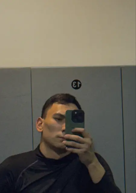 Я Arsen, 25, знакомлюсь без обязательств в Благодарном