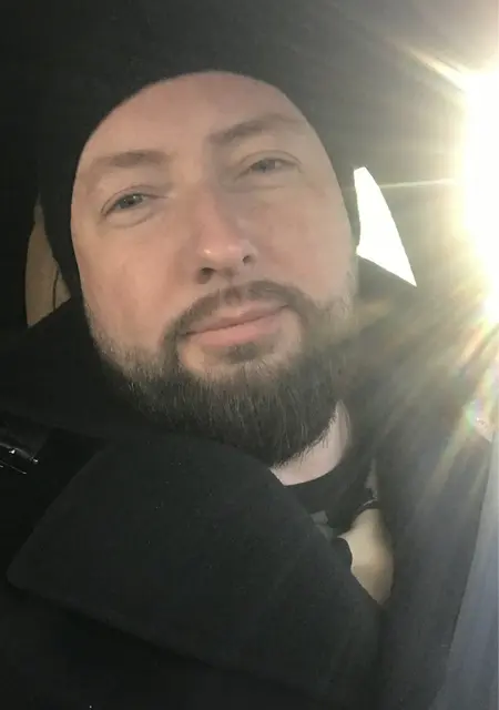 Ант из Москвы, мне 43, познакомлюсь для постоянных отношений