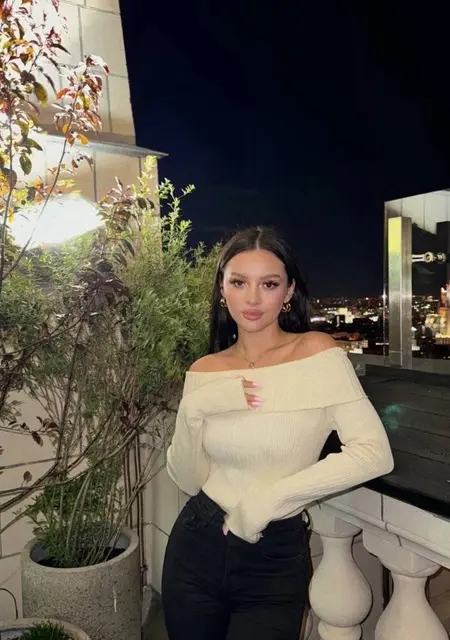 Я Ирина, 23, знакомлюсь для общения в Щербинке