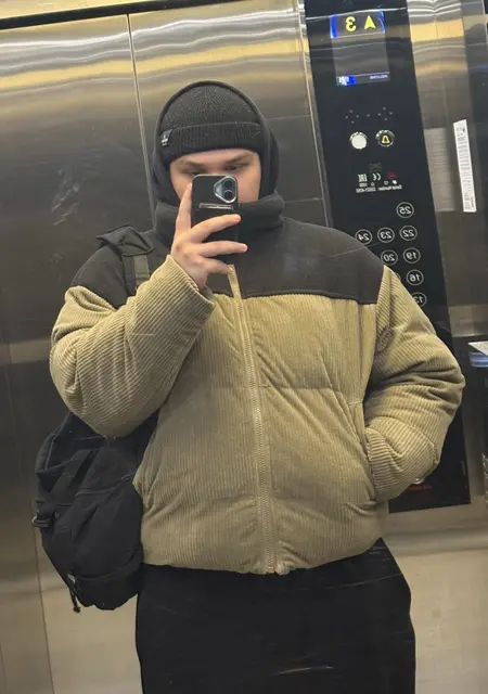 Я Ратмир, 19, из Санкт-Петербурга, ищу знакомство для общения