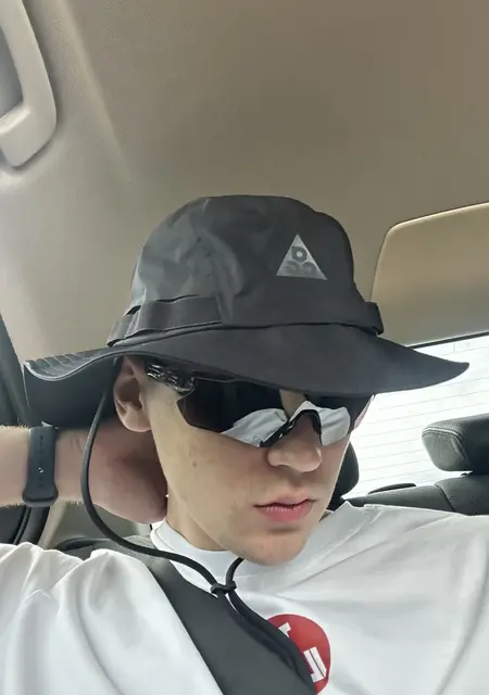 Алексей из Жигулевска, ищу на сайте знакомства без обязательств