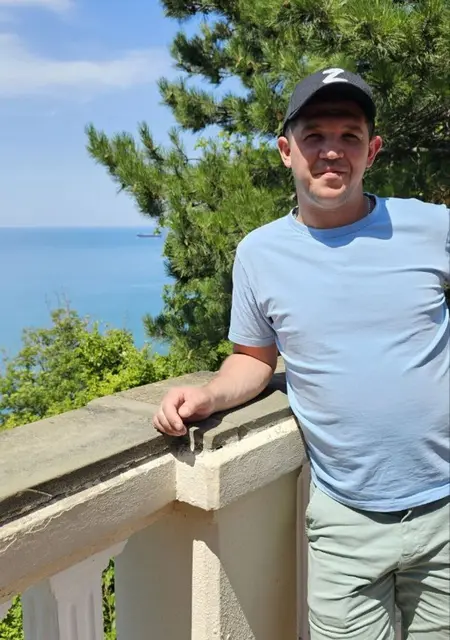 Я Михаил, 32, из Прокопьевска, ищу знакомство для приятного времяпровождения