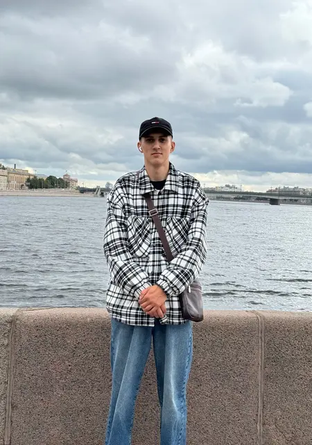 Я Олег, 21, знакомлюсь на одну ночь в Кандалакше