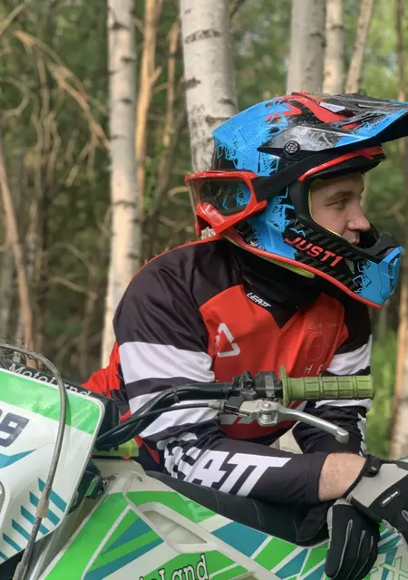 Антон из Березников, ищу на сайте знакомства на одну ночь