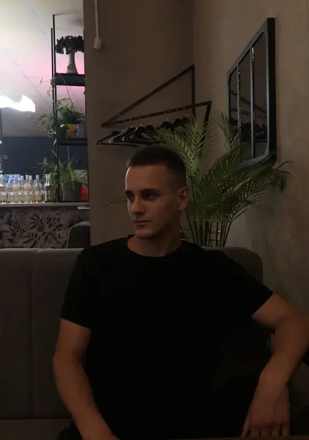 Никита из Санкт-Петербурга, ищу на сайте знакомства на одну ночь