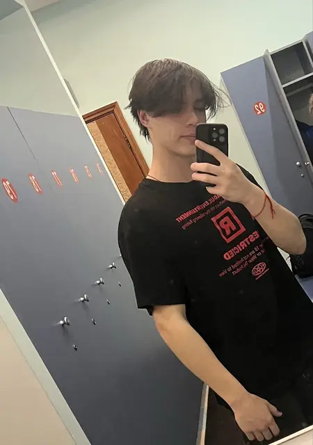 Костя из Находки, ищу на сайте знакомства без обязательств