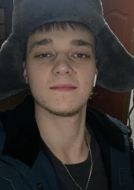 Я Сергей, 20, из Хабаровска, ищу знакомство для общения