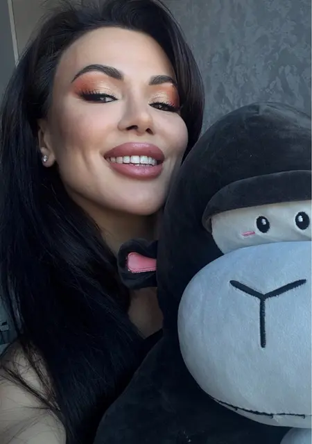 Эмма из Сочи, мне 40, познакомлюсь для приятного времяпровождения