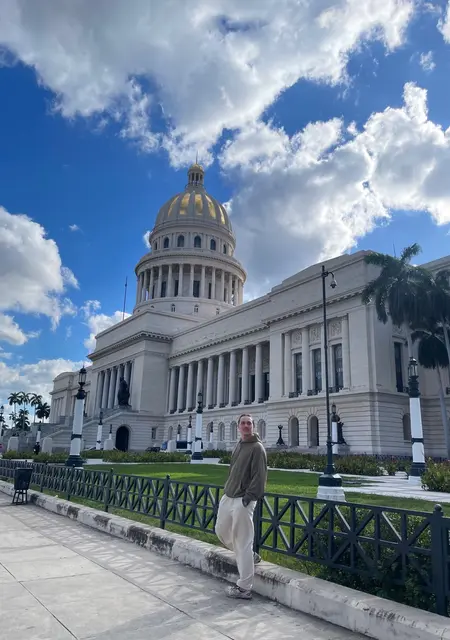 Сергей из Волгодонска, мне 24, познакомлюсь на одну ночь