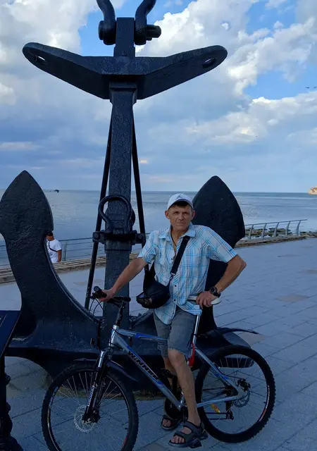 Серж из Феодосии, мне 51, познакомлюсь для открытые отношения