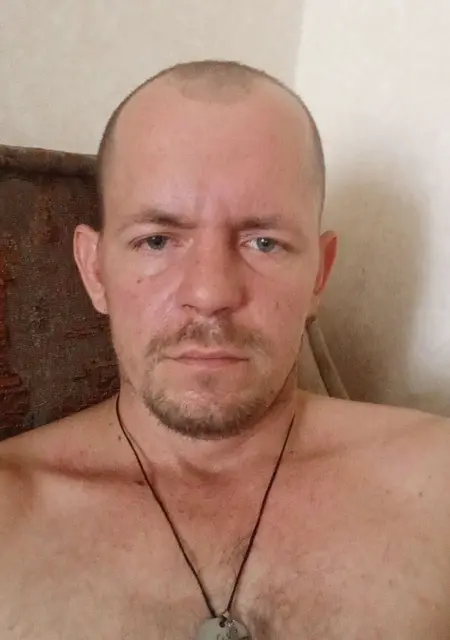 Я Станислав, 33, знакомлюсь без обязательств в Донецке