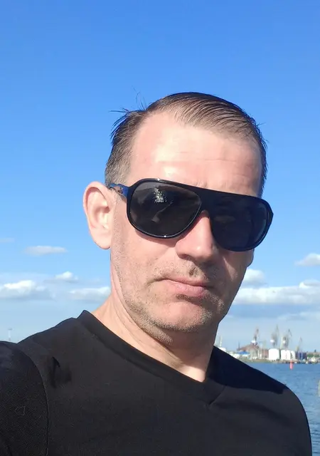 Сергей из Калининграда, мне 50, познакомлюсь без обязательств