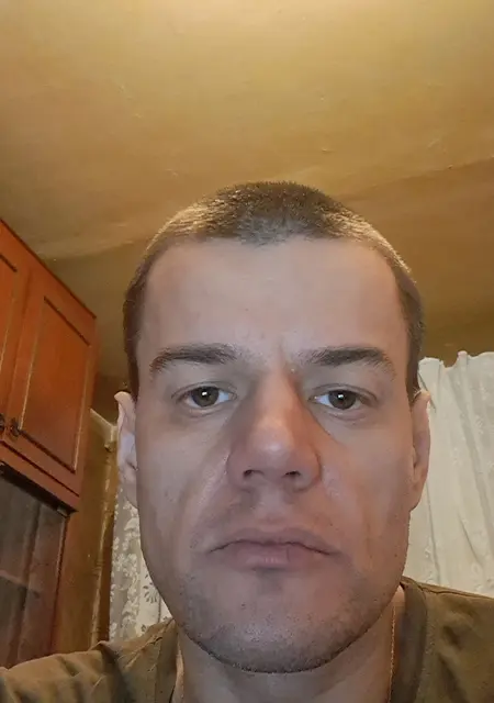 Я Ваня, 40, знакомлюсь для постоянных отношений в Новосибирске