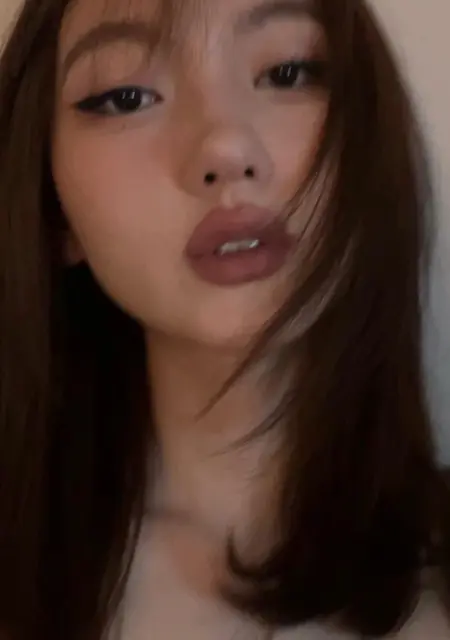 Арина из Якутска, мне 21, познакомлюсь без обязательств