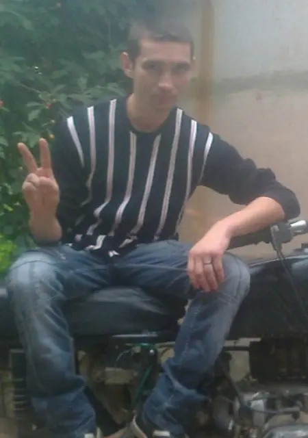 Я Дионис, 41, знакомлюсь для открытые отношения в Малоярославце