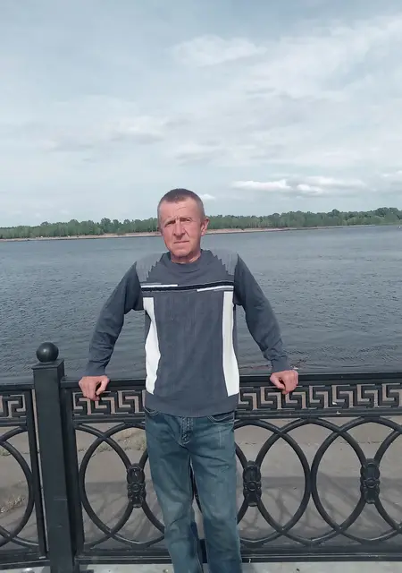 Игорь из Набережных Челнов, мне 58, познакомлюсь для приятного времяпровождения