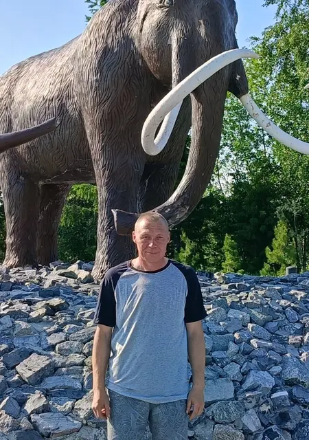 Александр из Петрозаводска, ищу на сайте знакомства на одну ночь