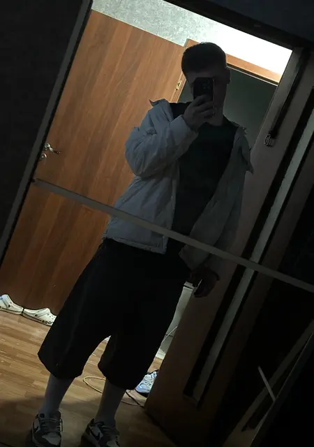 Я Артем, 22, знакомлюсь без обязательств в Краснокамске