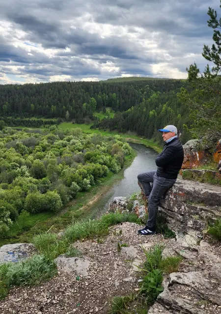 Den из Альметьевска, мне 43, познакомлюсь на одну ночь