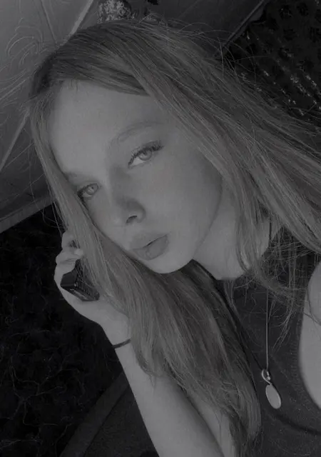 Sabrina из Владивостока, ищу на сайте приятное времяпровождение