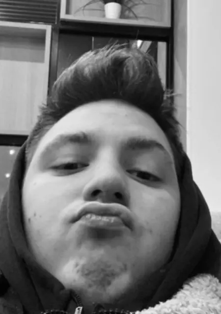 Я Nikita, 19, из Нижнего Новгорода, ищу знакомства на одну ночь