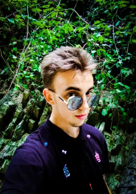 Андрей из Новороссийска, ищу на сайте знакомства на одну ночь