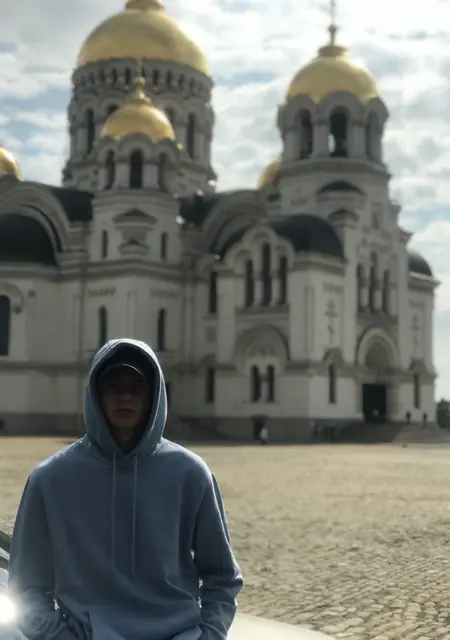 Петр из Лангепаса, мне 22, познакомлюсь для приятного времяпровождения