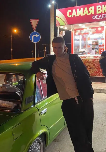 Сергей из Рязани, мне 19, познакомлюсь на одну ночь