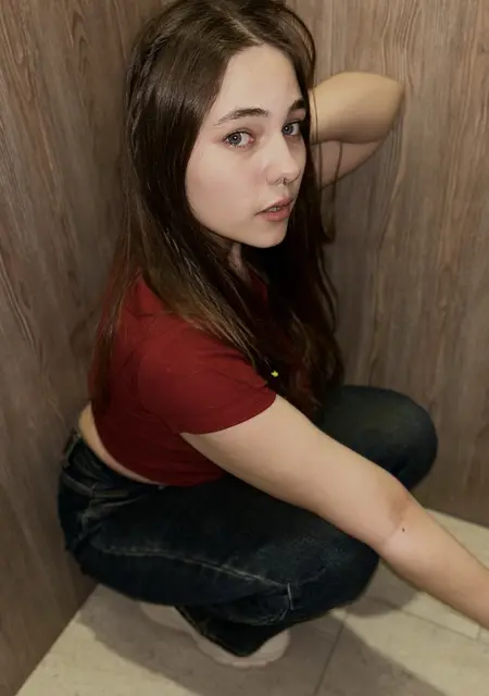 Kristina из Хабаровска, мне 19, познакомлюсь для постоянных отношений