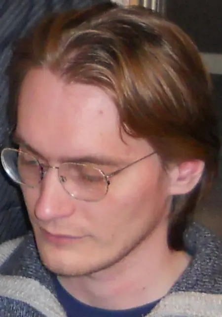 Павел из Каменска-Уральского, ищу на сайте знакомства без обязательств