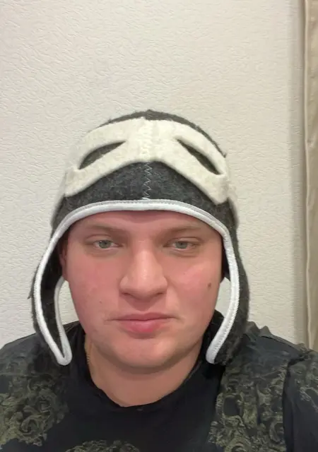 Максимильян из Калуги, мне 31, познакомлюсь для общения