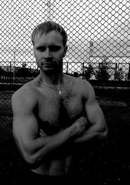 Я Max, 44, знакомлюсь на одну ночь в Пскове