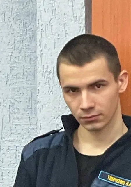 Коля из Североморска, ищу на сайте знакомства на одну ночь