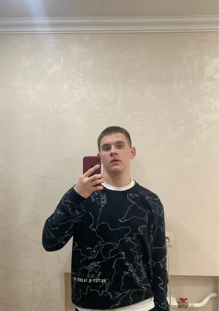 Я Матвей, 18, из Кисловодска, ищу знакомство для дружбы