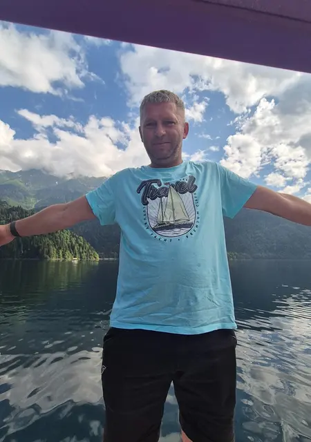 Alex из Дзержинска, ищу на сайте знакомства на одну ночь