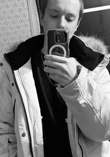 Kirill из Уфы, мне 21, познакомлюсь для постоянных отношений