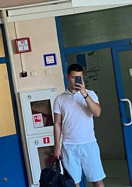 Я Egor, 19, знакомлюсь на одну ночь в Подольске