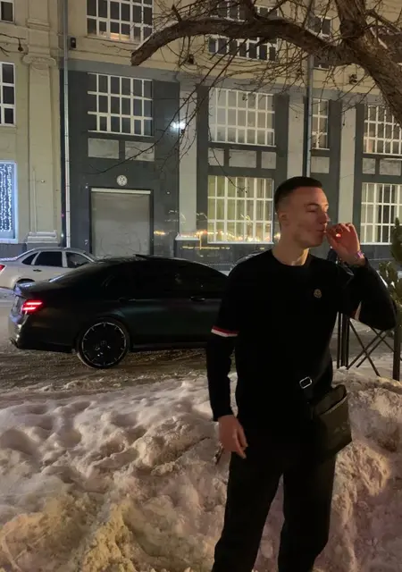 Кирилл из Новосибирска, ищу на сайте знакомства на одну ночь