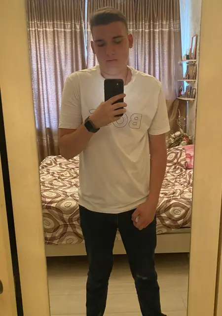 Я Данил, 19, знакомлюсь для постоянных отношений в Москве