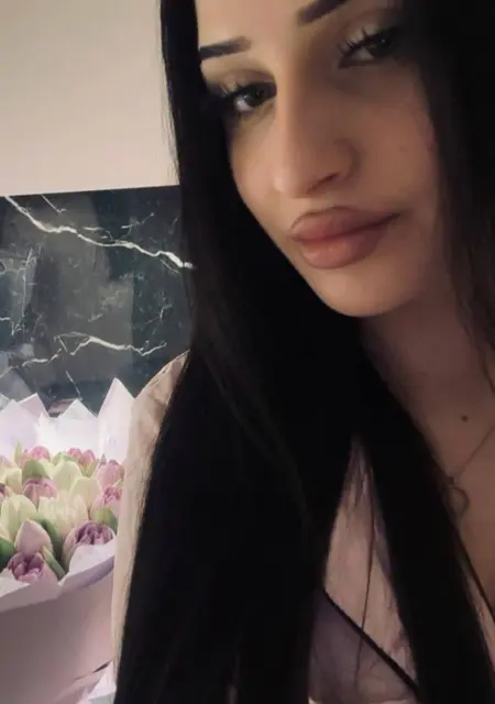 Аня из Краснодара, ищу на сайте знакомства на одну ночь