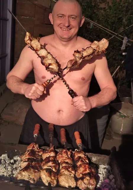 Я Владимир, 35, из Азова, ищу знакомства без обязательств