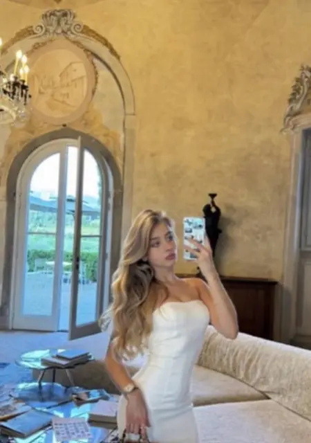 Я Лана, 18, знакомлюсь для вирта в Ялте