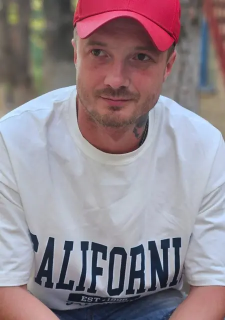 Николай из Твери, ищу на сайте знакомства без обязательств