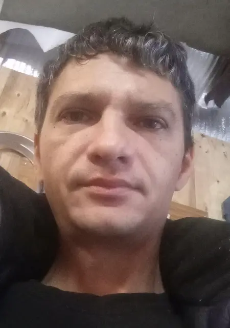 Я Миша, 42, из Екатеринбурга, ищу знакомства без обязательств